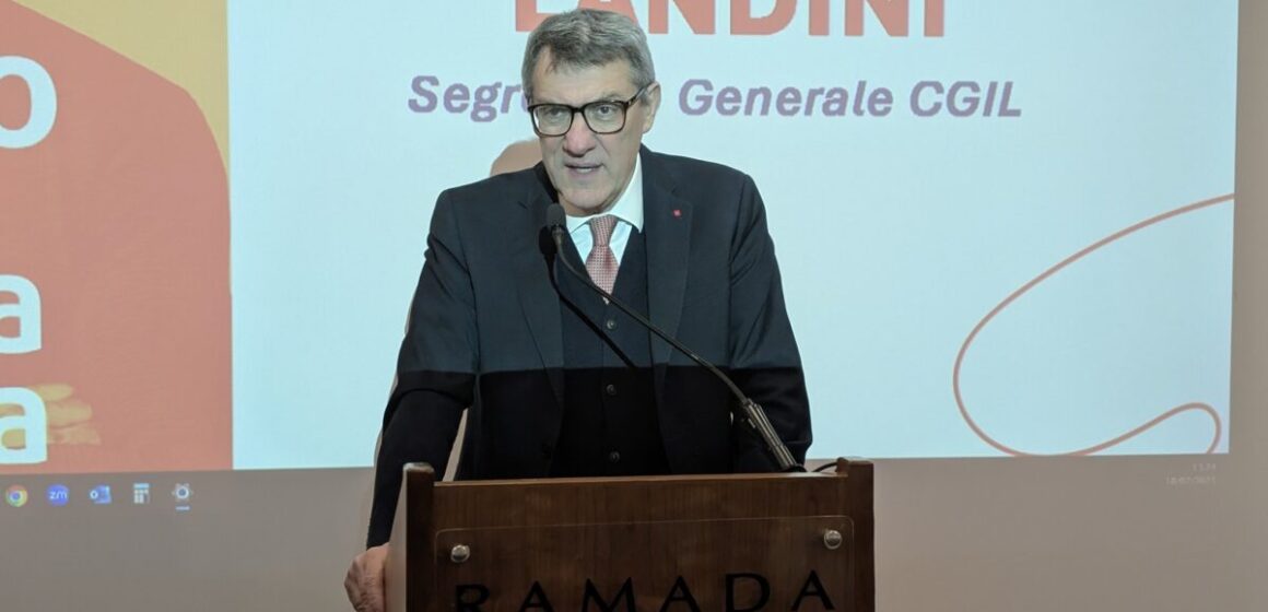 Il voto è la nostra rivolta! Parte da Napoli la campagna referendaria in Campania con Maurizio Landini